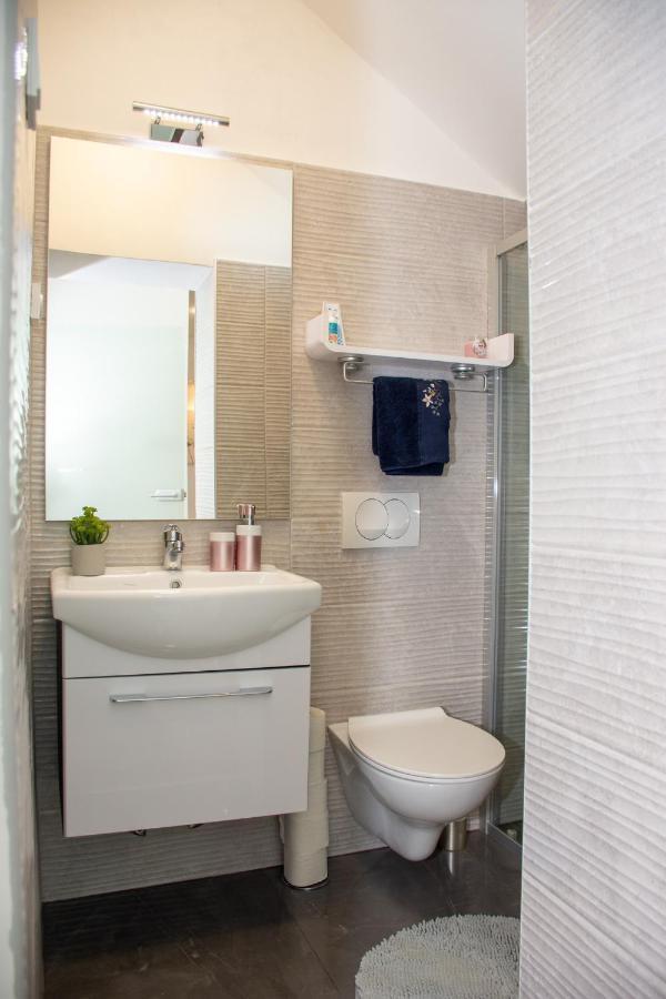 Apartment 7 โนวีวีโนดอลสกี ภายนอก รูปภาพ